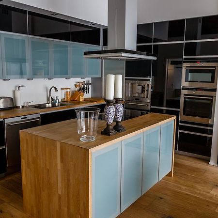 Akureyri Luxury Villa ภายนอก รูปภาพ