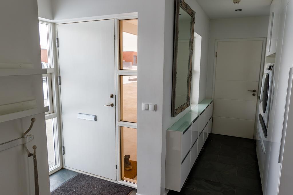 Akureyri Luxury Villa ภายนอก รูปภาพ